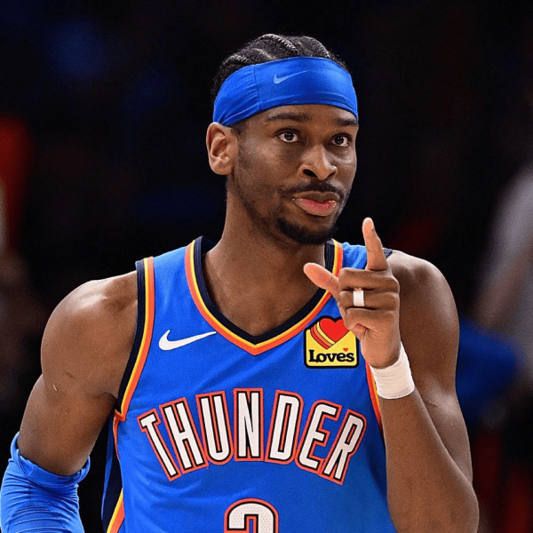 炒股配资平台网站 美媒：亚历山大本赛季扣除罚球后得分是23.8，高居联盟前五